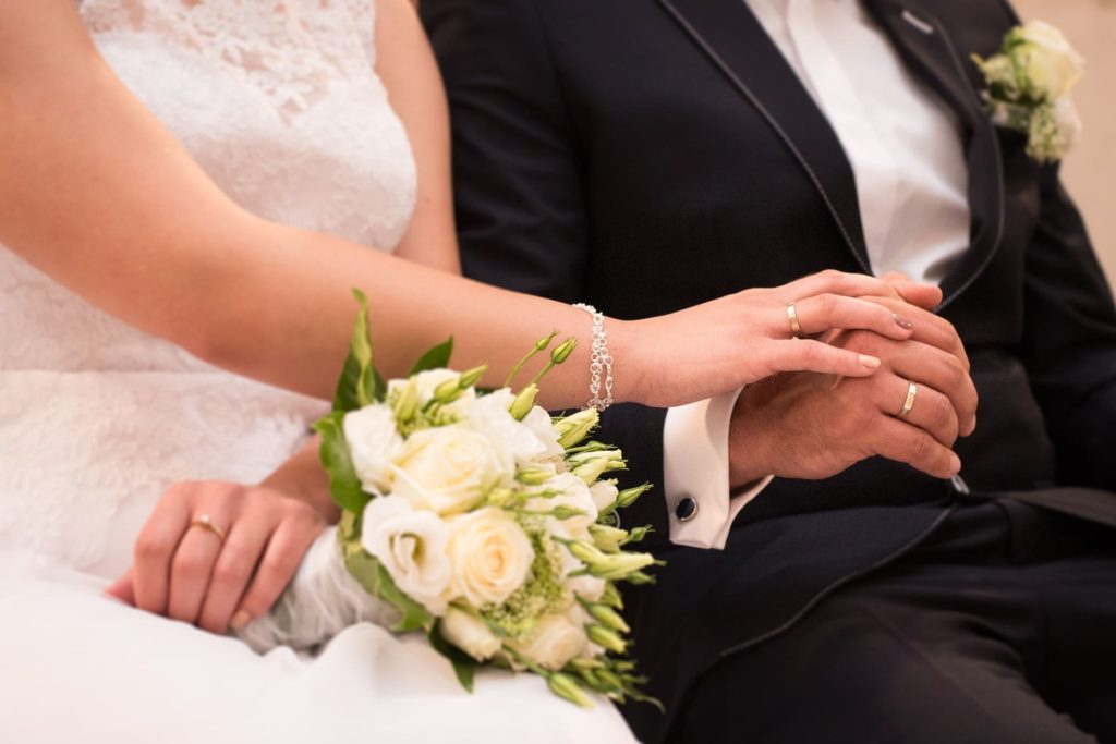 Den perfekten Ehering finden - Leitfaden für Ehe- und Verlobungsringe